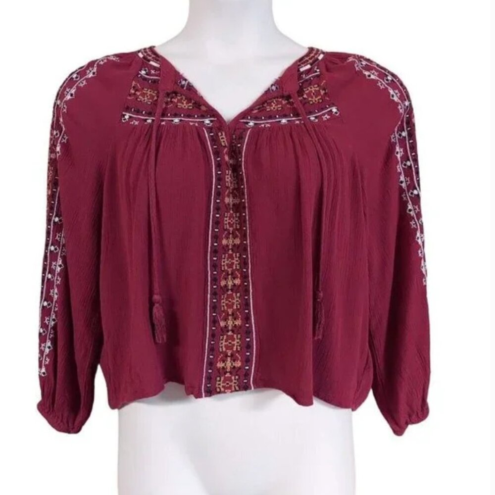 American Eagle Women's Embroidered Crop Top